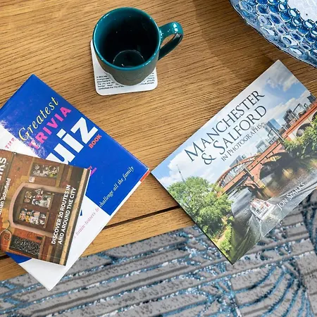 Luxurious Stylish In Old Trafford Lejlighed *