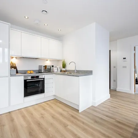 Apartmán Pass The Keys Modern Luxury In Old Trafford *