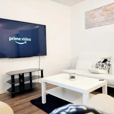 Apartment Cozy Off Famous Wilmslow Road Manchester