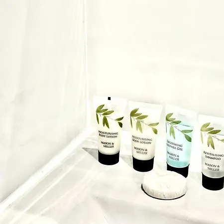 Spacious 1-bed In Stretford דירה