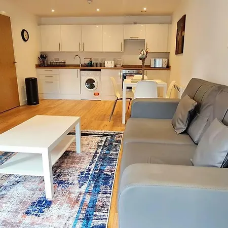 2 Bed Manchaster With Private Entrance Apartman Manchester