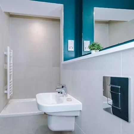 Guest Homes - Spinners Way Appartement