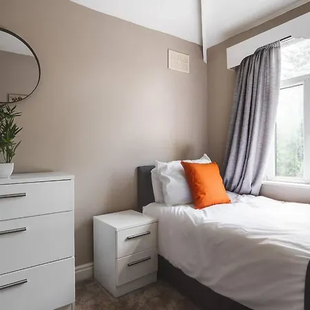 Charming 3bd Didsbury House