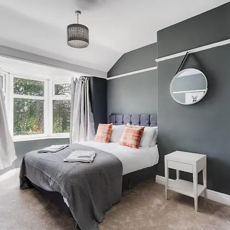 Charming 3bd Didsbury House *