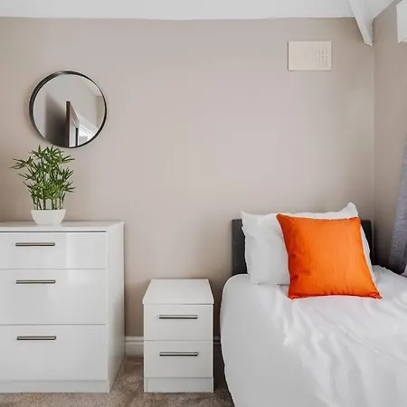 Charming 3bd Didsbury House *