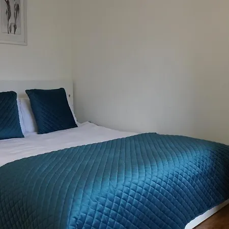 Cromwell House * 맨체스터