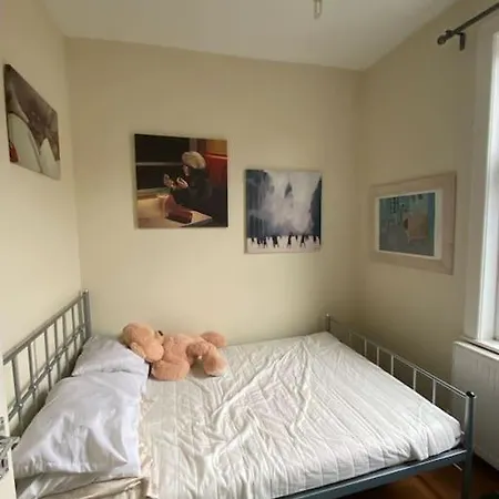 Delightful Victorian House * Manchester