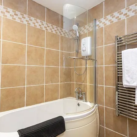 Modern 2 Bedroom With Free Parking Appartamento Manchester