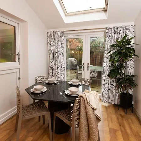 Lejlighed Beautiful West Didsbury 4br