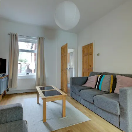 Pass The Keys Colourful Sleeps 6 Manchester