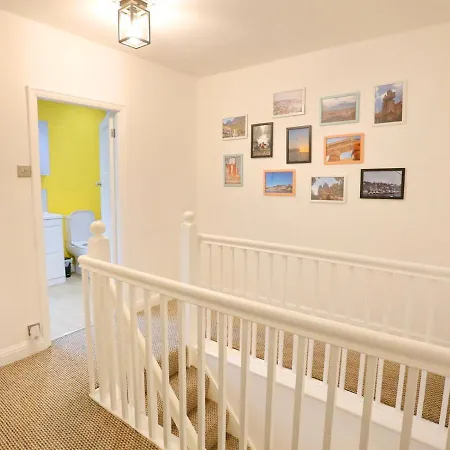 Pass The Keys King Bed House Next To Heaton Park Wm Discounts