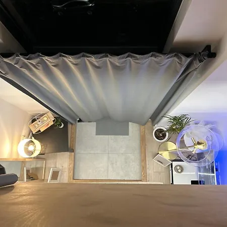 Modern 1-bed Duplex+balcony * Manchester