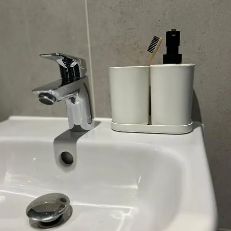 Modern 1-bed Duplex+balcony * Manchester