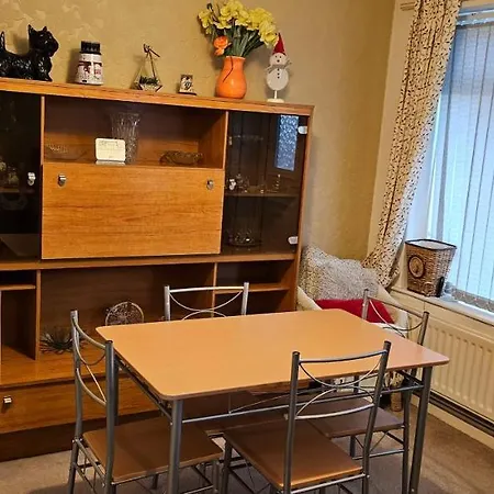 2bedroom Away From Hotel Manchester