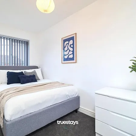 Semesterbostad Denton House By Truestays - New 3 Bedroom House In Manchester