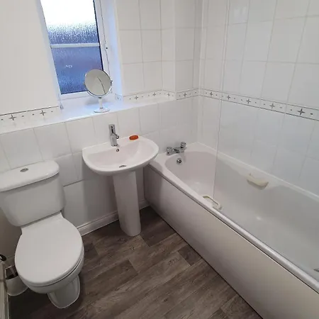 Lovely 3 Bedroom House *