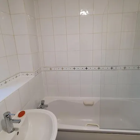 Holiday home Lovely 3 Bedroom House *