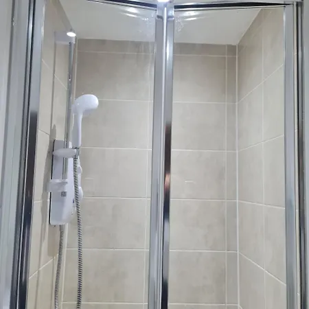 Modern And Cheap Apartmán *