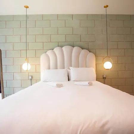 בית נופש Luxury Roof Terrace Townhouse *