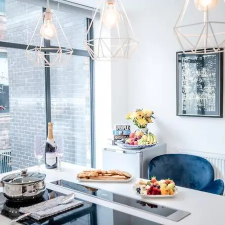 Nyaraló Superhost: Luxury Deansgate Townhouse Manchester