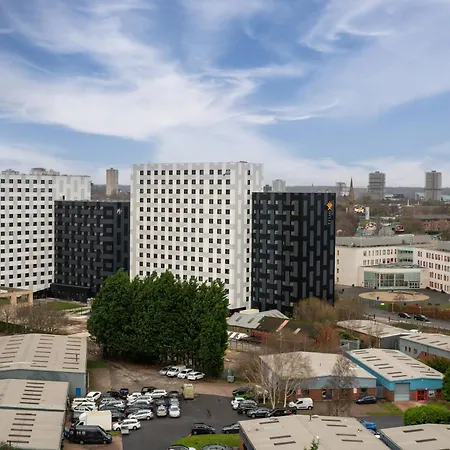 Stylish & Spacious Salford Quays One Bedroom High Floor With Balcony Manchester