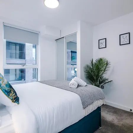 Craven Suite: Modern 1 Bed W/roof Terrace Μάντσεστερ