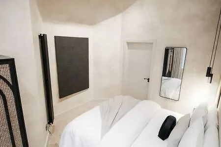 Japandi By The Heim Residences Appartamento