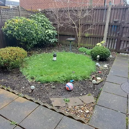 Paradise Manchester- 3 Bedroom House