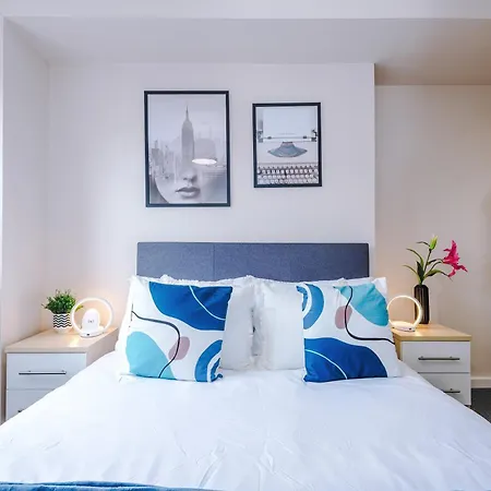 Apartamento Deluxe New Build 2 Bedroom 2 Bathroom - Free Secure Parking