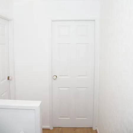 Cosy & Quiet House Close To Etihad And Centre 펜션