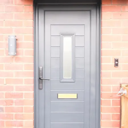 Etihcity - 3 Bedroom Semi - Free Parking Near Etihad Stadium, Tourist Attractions, Centre, Transport And Motorway Links Next To Mcdonald's - Sky N Netflix * מנצ'סטר