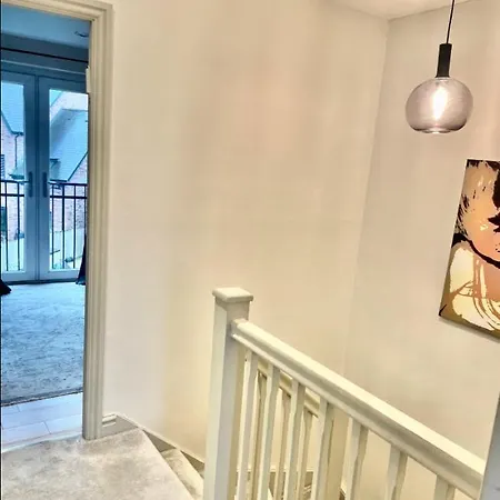 Beautiful West Didsbury 4br
