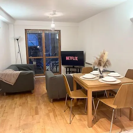 2 Bedroom City Center マンチェスター