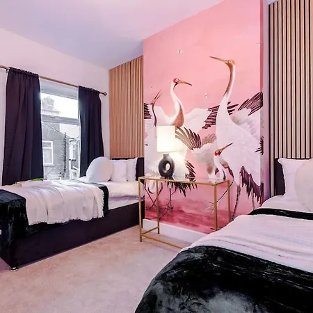 別荘 5 Bed Salford Sanctuary Retreat