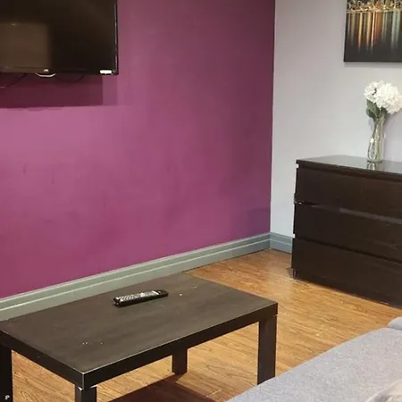 Lewis In The Heart Of The Northern Quarter Sleeps Up To 12 Apartament Manchester