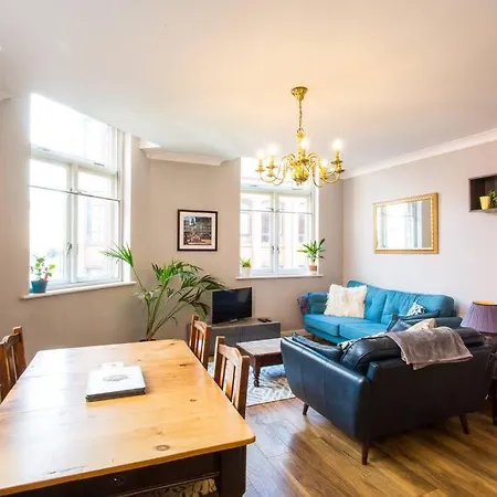 Stylish City Centre 2 Bed - Free Parking Apartamento *