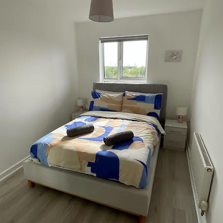 Balcony - Views Of Etihad Stadium - Near Coop Live Arena - Free Parking