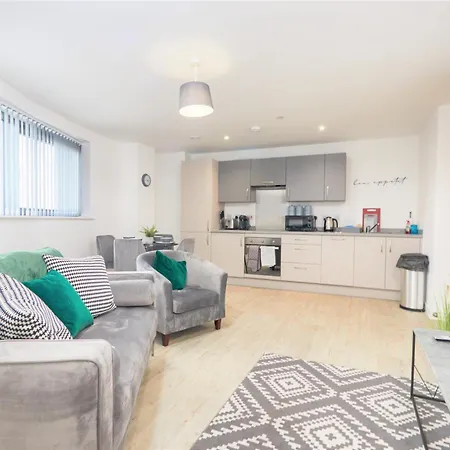 The Salford Quay, Warm & Beautiful With Hyper Fast Wifi & Great Views! Apartamento