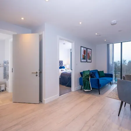 Cosy 1 Bed - Perfect For Long By Valore Services Апартаменты