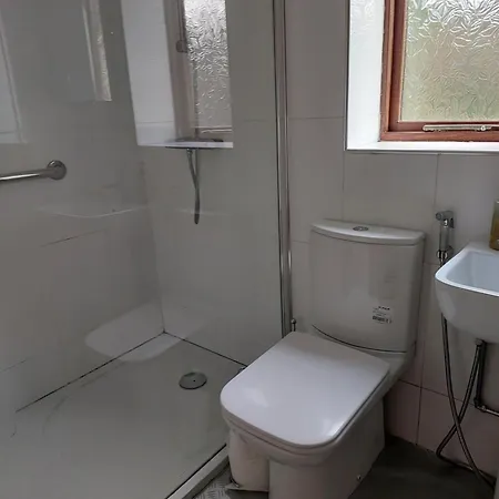 Dobcross Close Apartman Manchester