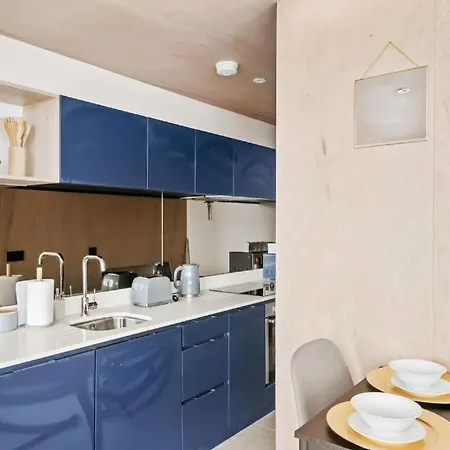 Skygardens - Dazzling Boutique - Roof Garden *