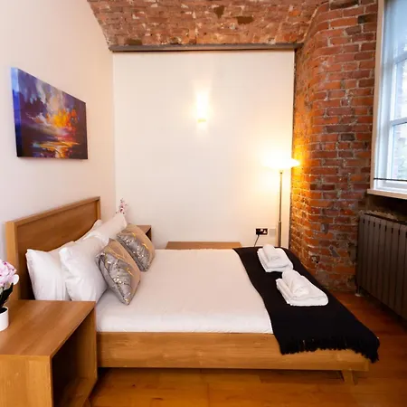 Two Bed In Converted Centre Mill *