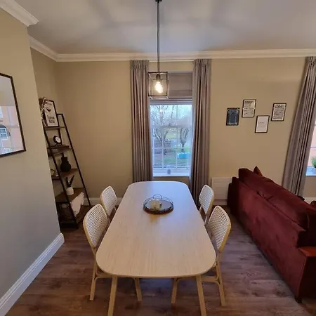 20 Min Walk From Centre * Manchester