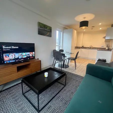 Lovely 1 Bed Apt Mcr/salford Guest house