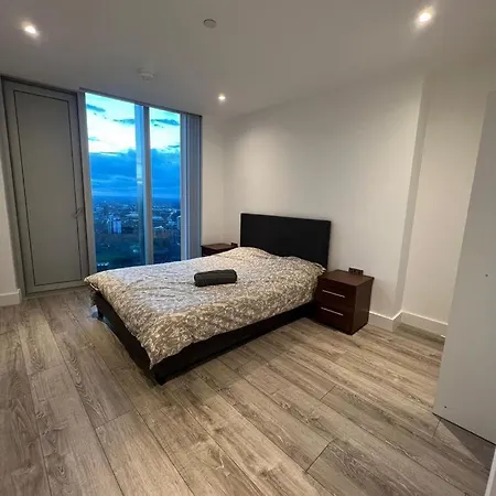 Cozy 2 Bed Flat Free Parking, City Centre Manchester