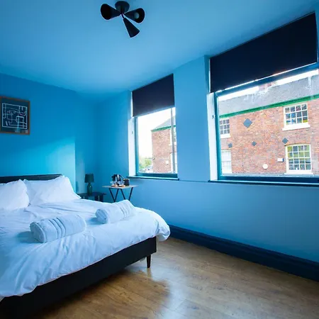 The Crown & Anchor Hotel