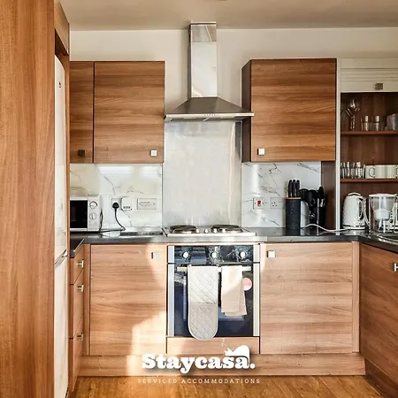 Modern Aesthetic Cosy Near Centre Lägenhet *