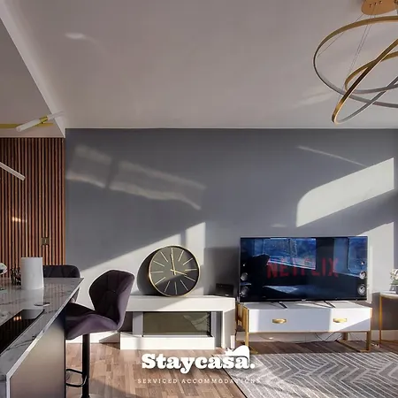 Luxury Penthouse Skyline 23rd Floor Apartment