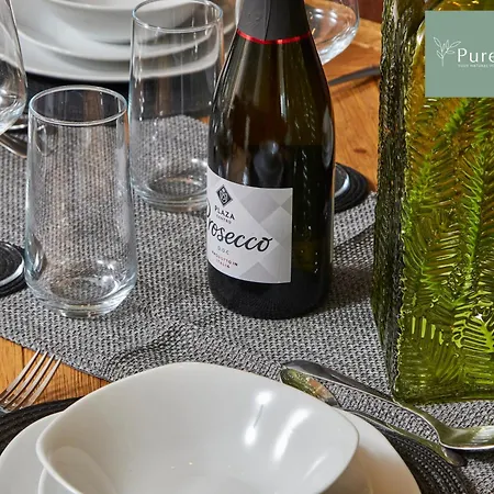 Fabulous House - 5 Beds Sleeps 8 - Free Parking - By Purestay マンチェスター