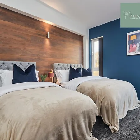 Comfortable House In Near Etihad - Sleeps 8 With Free Parking By Purestay